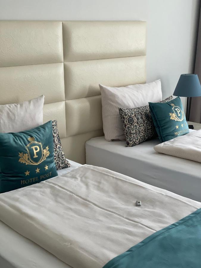 Hotel Post Зиндельфинген Экстерьер фото