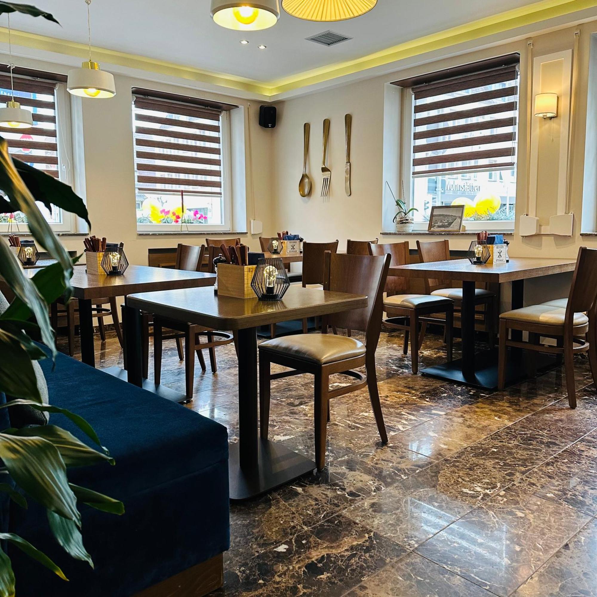 Hotel Post Зиндельфинген Экстерьер фото