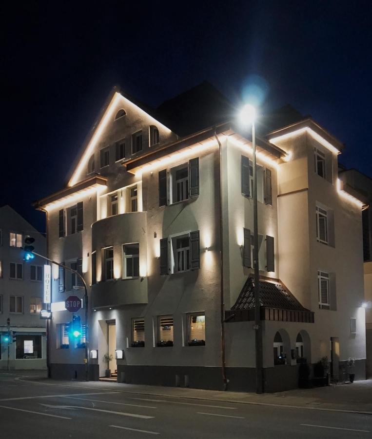 Hotel Post Зиндельфинген Экстерьер фото